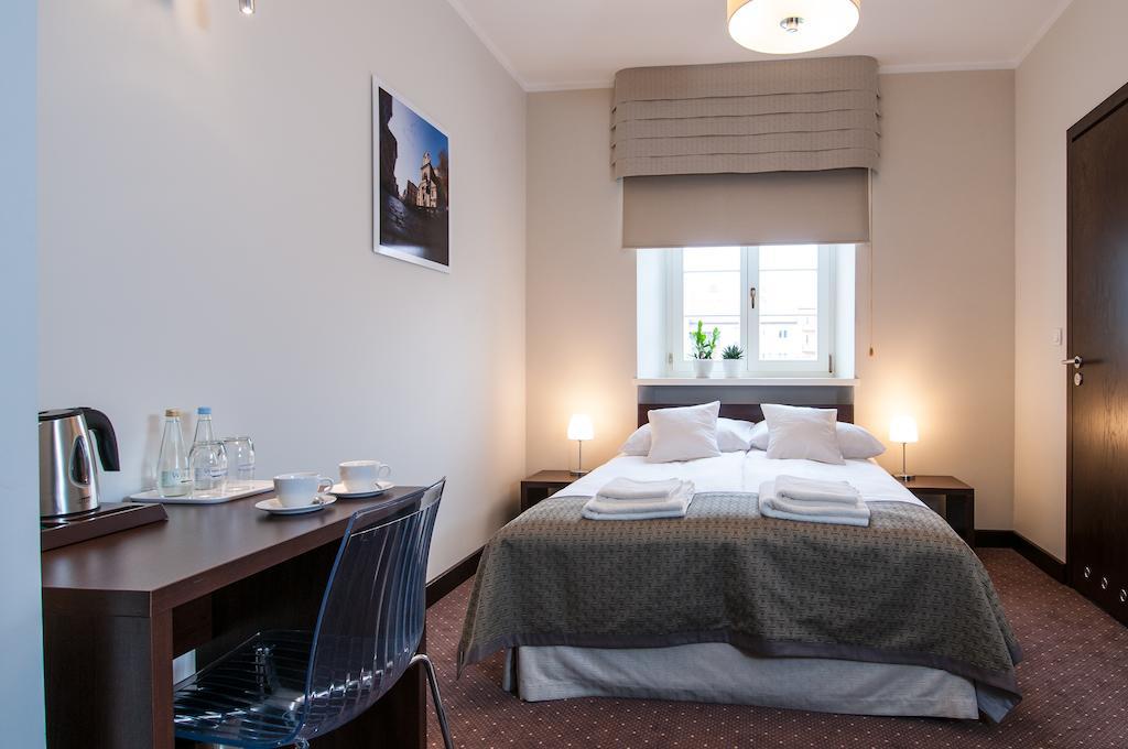 B&B Wieniawa Parking I Sniadanie W Cenie! Breakfast And Parking Included! Leszno  Cameră foto