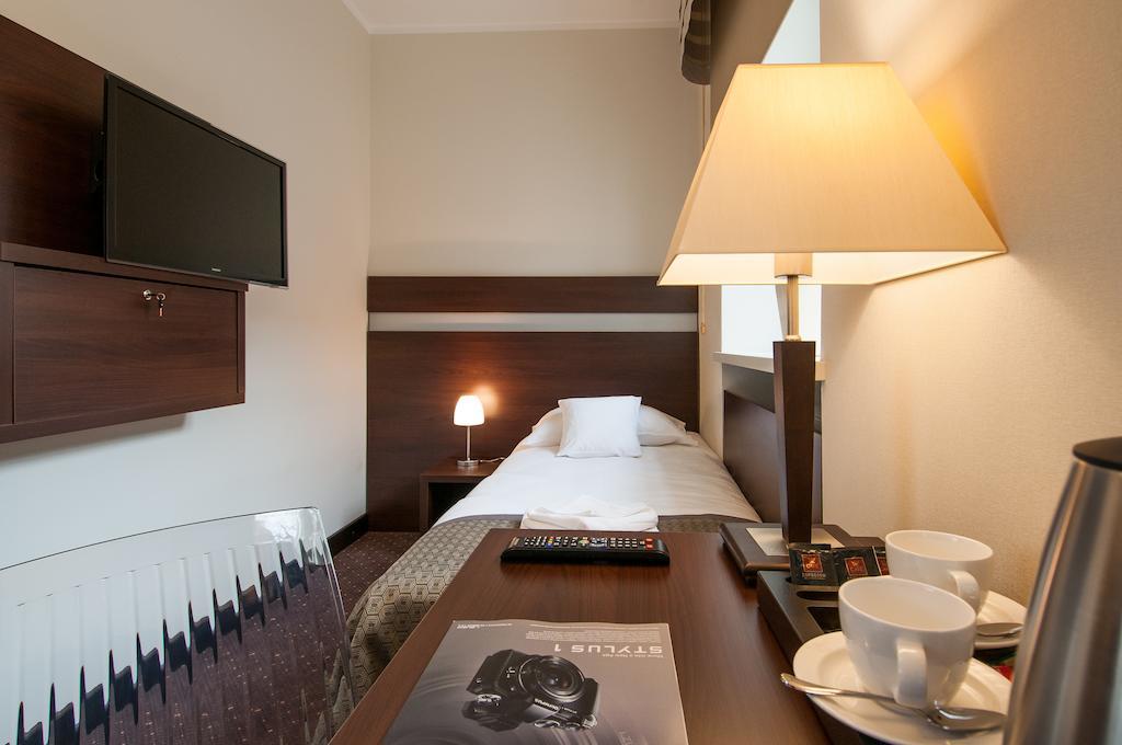 B&B Wieniawa Parking I Sniadanie W Cenie! Breakfast And Parking Included! Leszno  Cameră foto