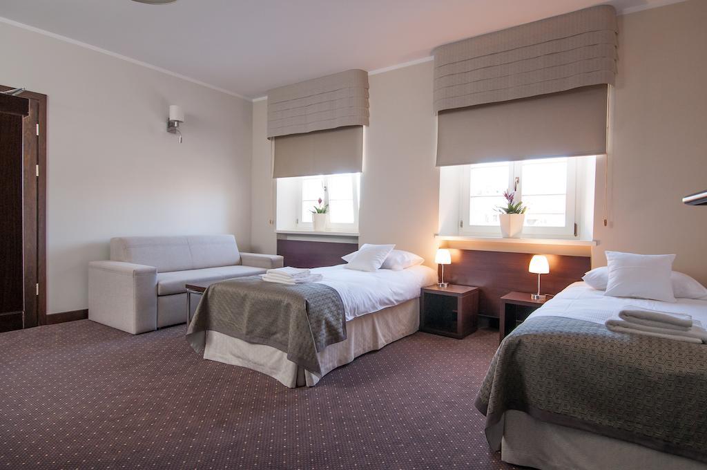 B&B Wieniawa Parking I Sniadanie W Cenie! Breakfast And Parking Included! Leszno  Exterior foto